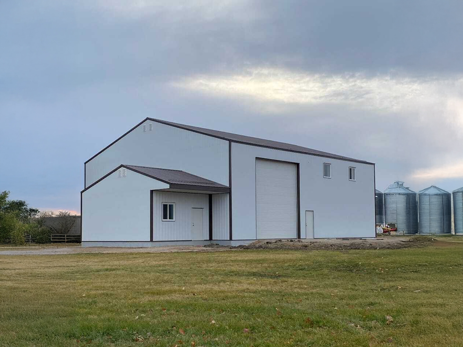 Dauphin, Mb2